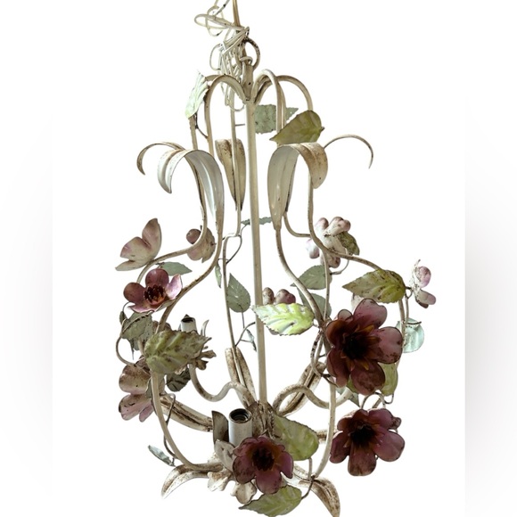 Vintage Shabby Chic tile style floral chandelier - Picture 3 of 10
